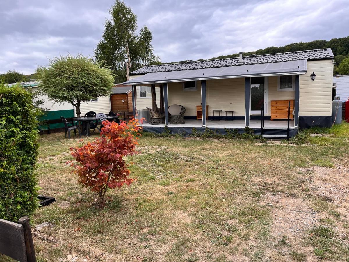 Le Pere Andre Hotton Hotell Exteriör bild